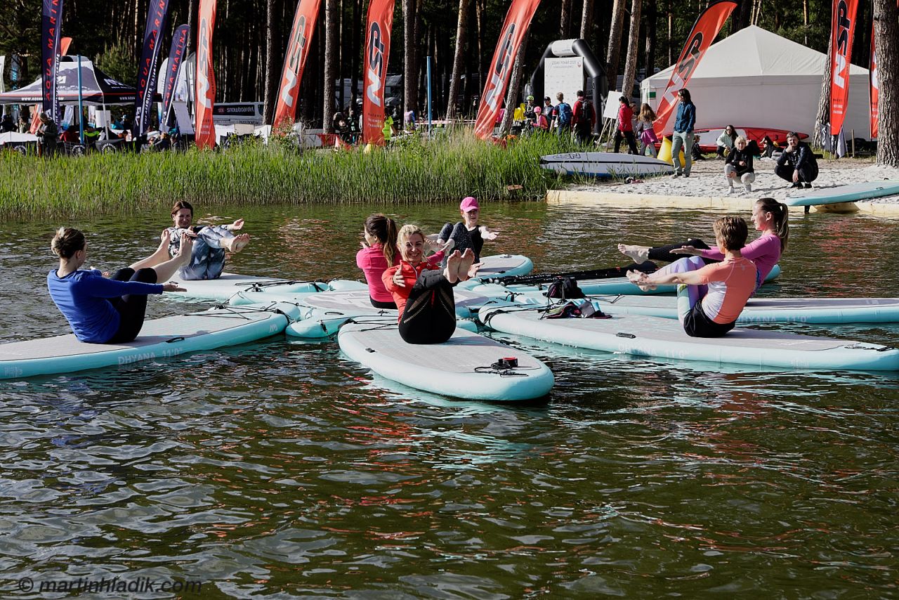 Paddle fest mácháč_paddleboardové závody (5)