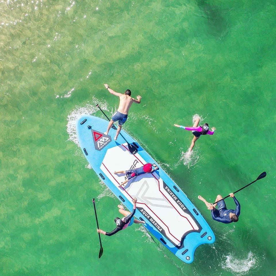 Aqua Marina Mega board rodina