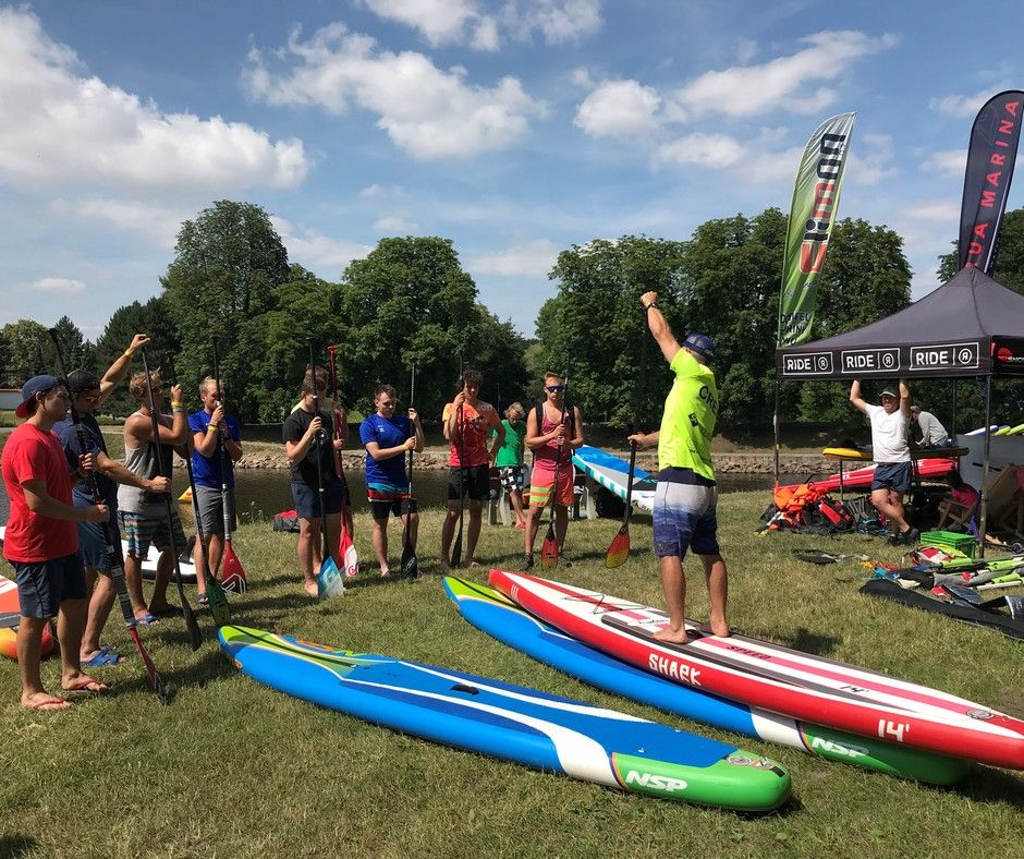 sjezdařská reprezentace junioři paddleboardguru v nymburku_aquam