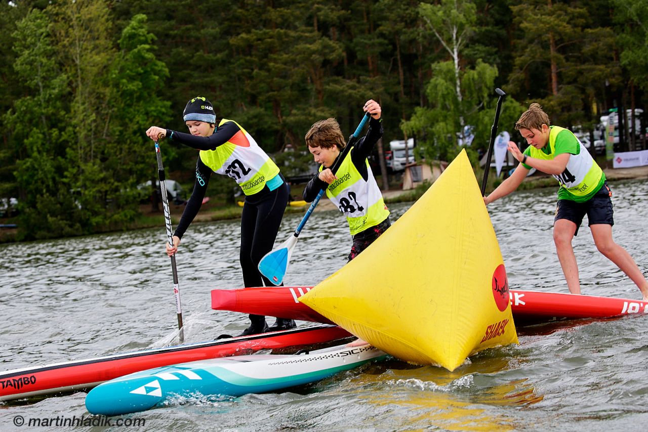 Paddle fest mácháč_paddleboardové závody (13)