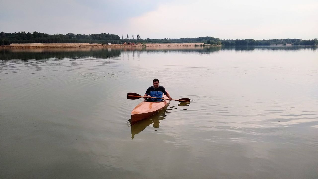 stavba vlastní lodi_skauti_foto Hvězdář (2)