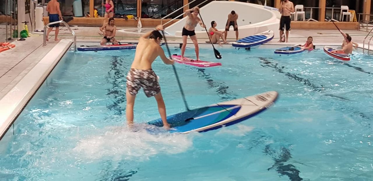 5. SUP setkání přátel na bazéně v Sušici_foto Klára Krejčíková  