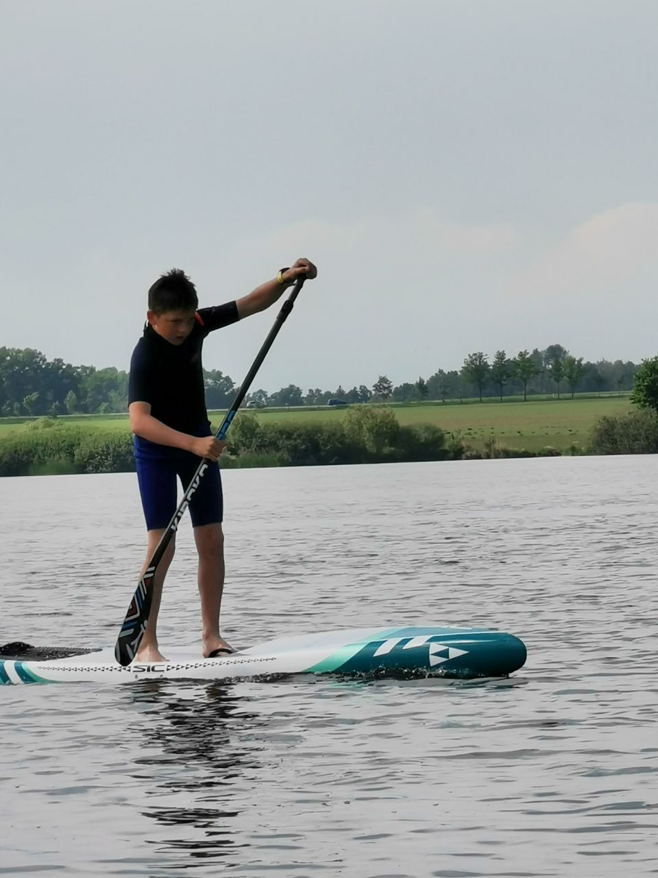 Testování dětského karbonového paddleboardu SIC_soukup_čr