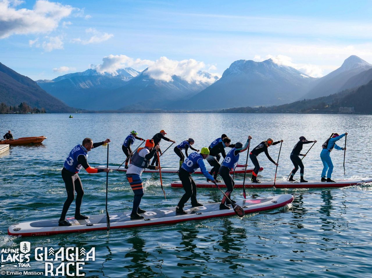 týmové paddleboardy závodění_dragon sup glagla race